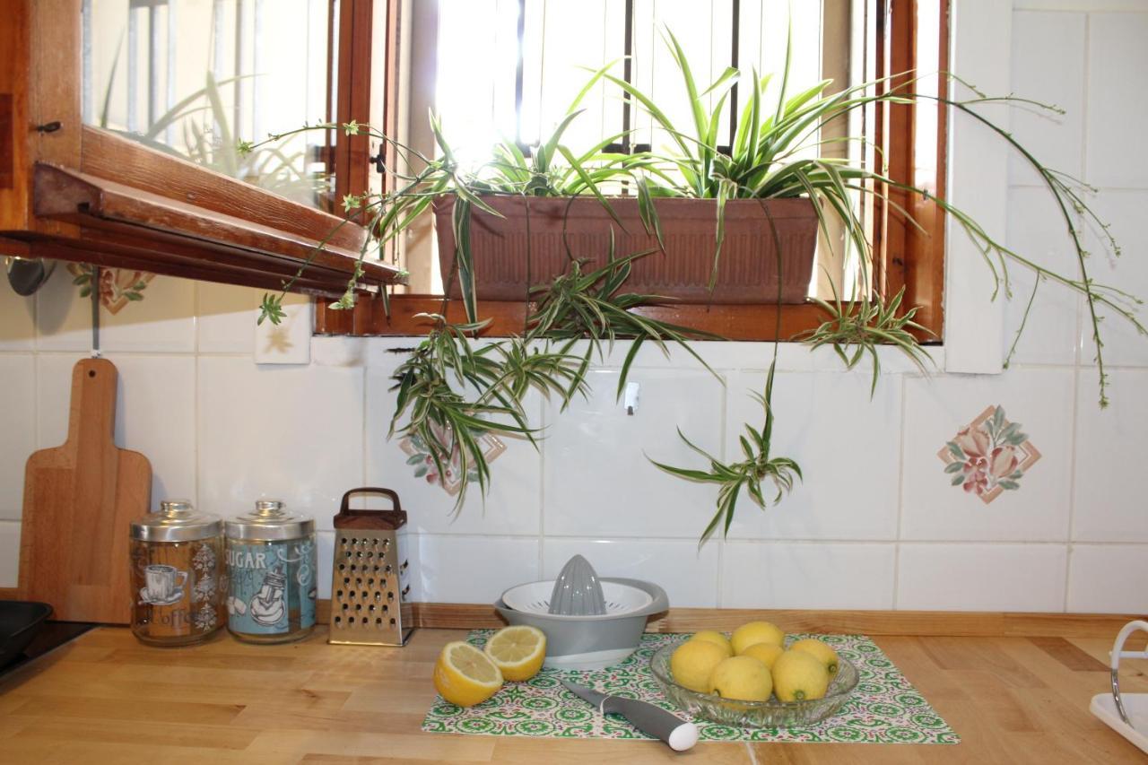 Casa Biancoliva Apartamento Toscolano Maderno Exterior foto